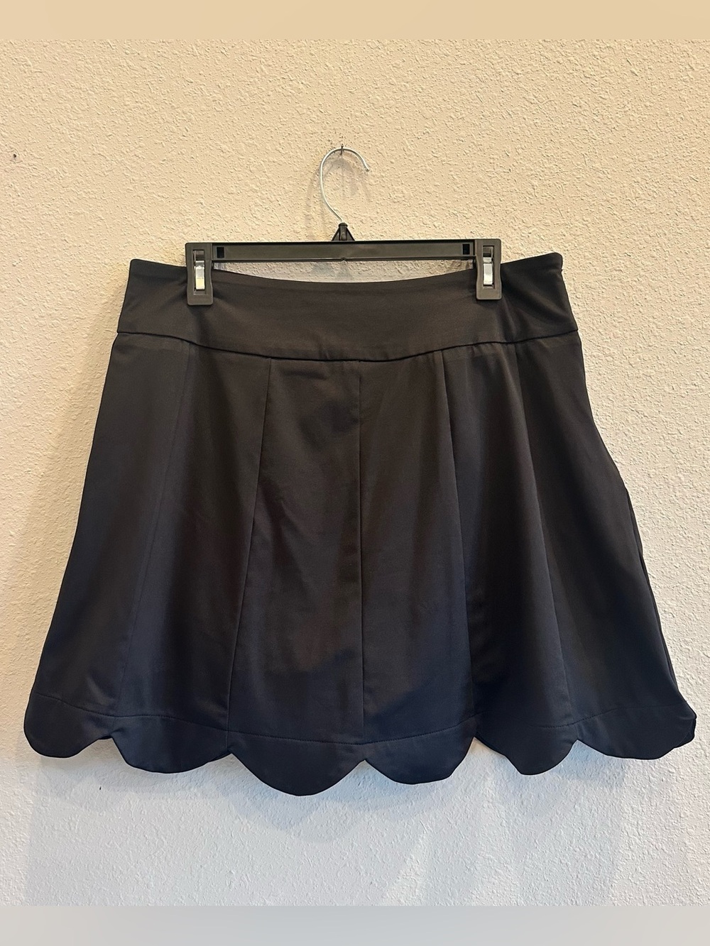 SYS The Label Black Scallop Hem Mini Skirt Size M Chic